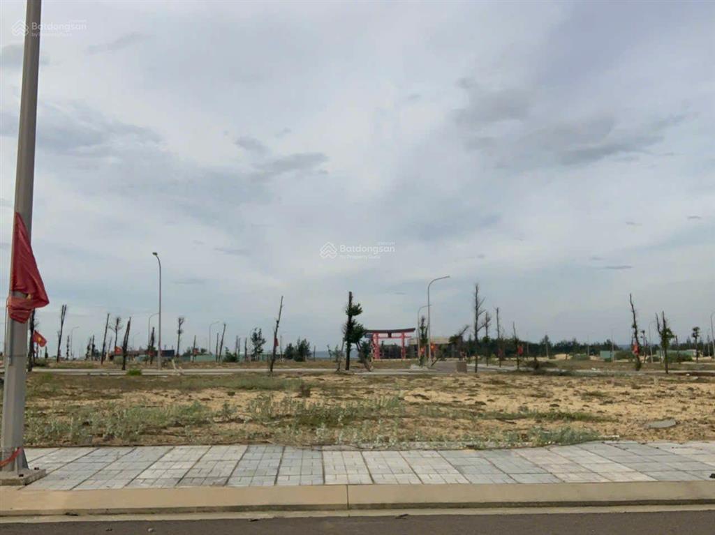 Cần bán nền đất biển quy nhơn, vị trí đẹp, cách biển 300m. 0986 289 ***