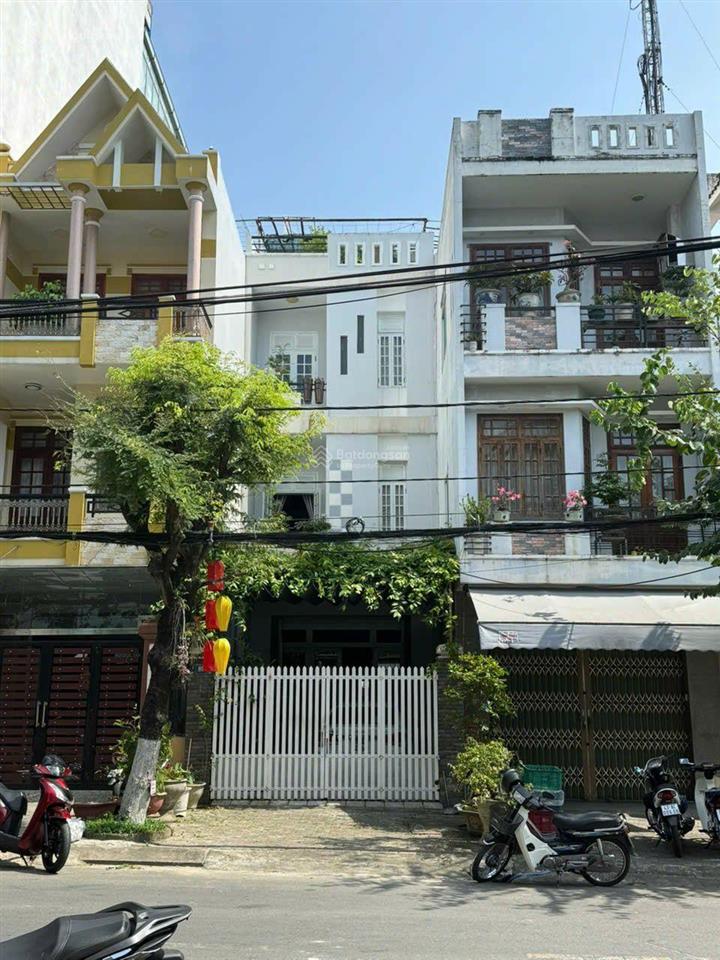 Cần bán nhà 3 tầng mặt tiền đường ỷ lan nguyên phi.  0986 289 ***