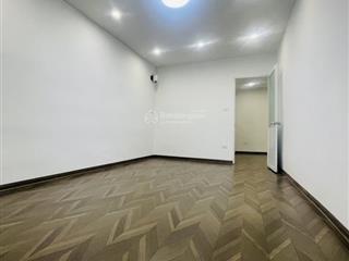 Bán tt tầng 3 tôn thất tùng  đống đa gần vincom phạm ngọc thạch , cách ô tô 10m giá chỉ 5 tỷ 25