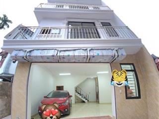 Nhà đẹp việt hưng 6tầng lô góc thang máy ô tô 7chỗ ngủ trong nhà gần chợ trường học