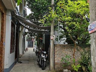 Rẻ nhất long biên bán gấp mảnh đất ngọc thụy bồ đề dt 42m2. mt 3.5m đường trước 2.5m