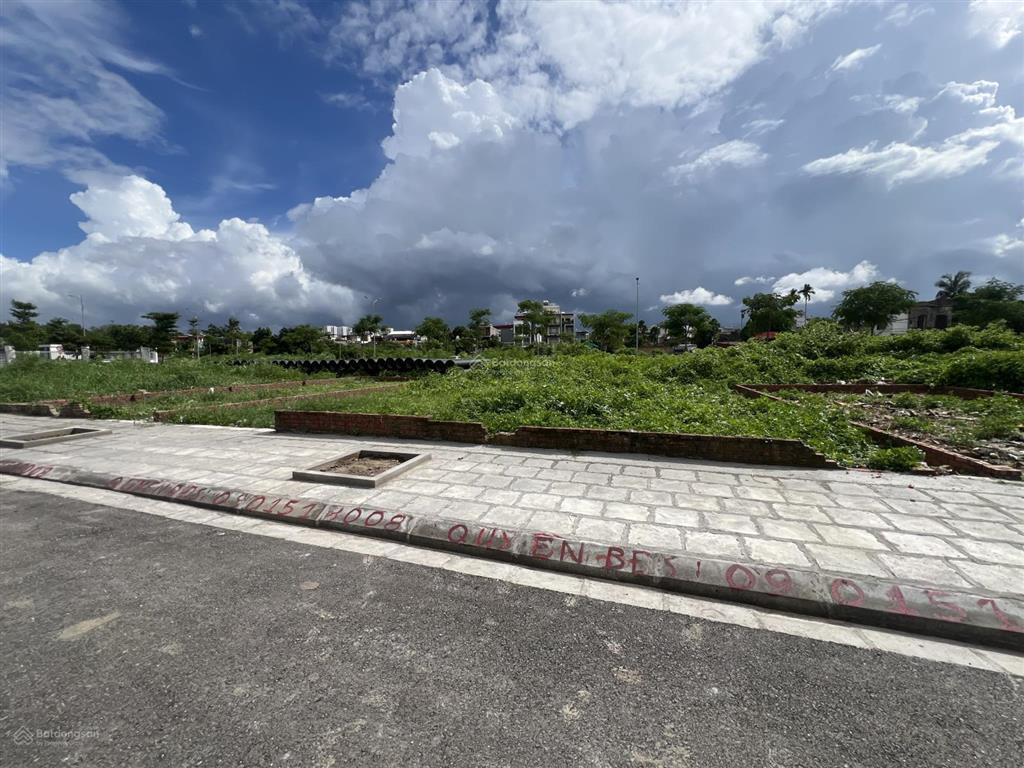 Thửa đất siêu đẹp lô 26bc lê hồng phong cạnh trung tâm hành chính, dt 105m ngang 7 hướng đb