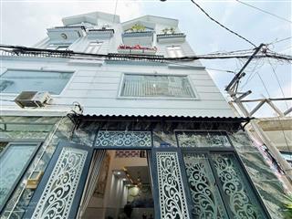 Tôi cần tiền gấp muốn bán nhà trên đường phan văn hân p.17 q.bình thạnh. giá 3tỷ560 cho thuê 18tr