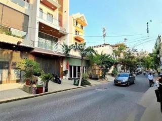Bán nhà đường thông xe ôtô. đang cho thuê 22 triệu/tháng. nguyễn văn thủ  p. đa kao  q. 1