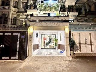 Cô châu bán nhà giá ngộp 3tỷ280 cho thuê 21triệu. bà hạt phường9 quận10 cách chợ hồ thị kỷ 200m.