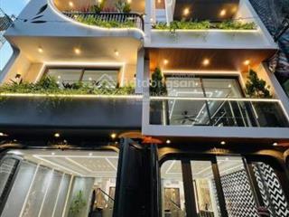 Chuyển công tác bán nhà gần công viên lê văn tám,giá 4tỷ120 đ.trương quyền  p.võ thị sáu  q.3