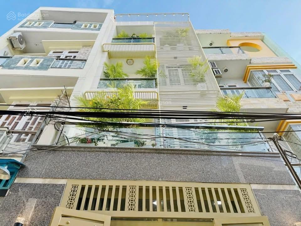 Cần bán nhà gần công viên lê văn tám. huỳnh khương ninh dakao quận1 giá 4tỷ100/cho thuê 32triệu