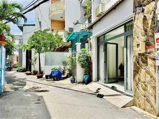 Chính chủ bán gấp nhà giá ngộp 70,3m2. lê thị riêng  bến thành  quận 1 gần công viên tao đàn