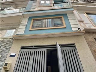Tôi cần vốn đầu tư bán nhanh nhà hoa lan p7 phú nhuận. giá 3tỷ260 đang cho thuê 26tr gần coopmart