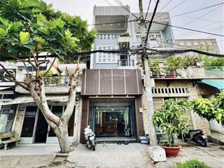 Vì công việc gấp tôi cần bán nhà trần phú p.4 q.5, nhà gần chợ an đông giá 2tỷ640 cho thuê 20tr