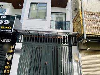 Bán gấp nhà đang cho thuê 24tr trương quyền  p.5  q.3 gần công viên lê văn tám, giá 2tỷ250/67,2m2