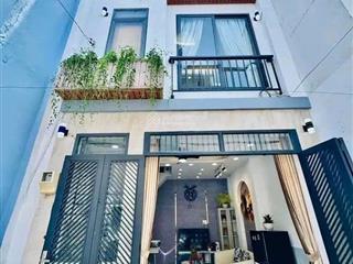 Tôi bán nhà ngộp 2tỷ850/72.1m2 cho thuê 17 triệu/tháng lý nam đế  p.7  q.11 gần lotte mart