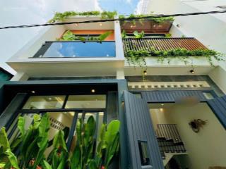 Nhà đẹp đ. thành thái, p14, q10, 70m2 (ngang 4,5m) gần vạn hạnh mall, giá 3tỷ820 hđ thuê 18tr/tháng