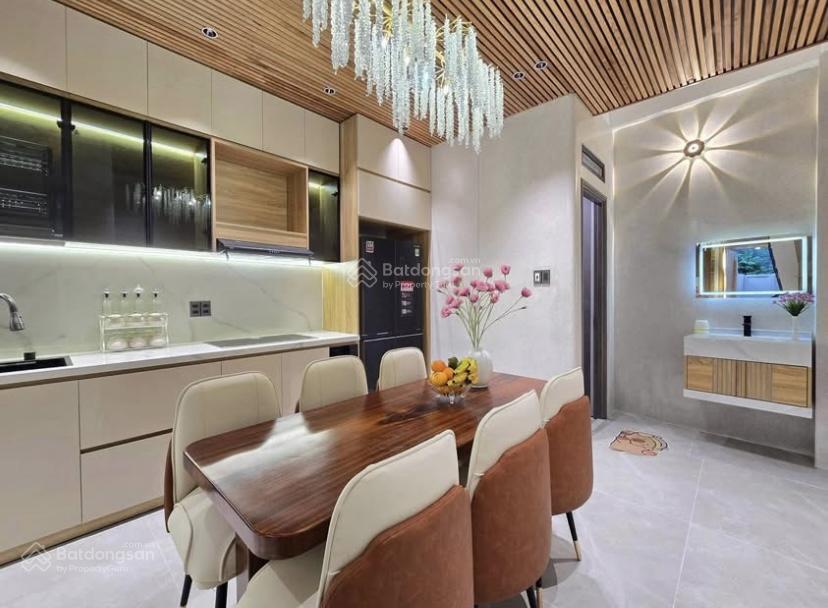 Nhà lê văn thọ  p14  gò vấp gần cv làng hoa, 5mx13,2m, lầu đúc, 4pn. giá 2tỷ860 cho thuê 18tr/th