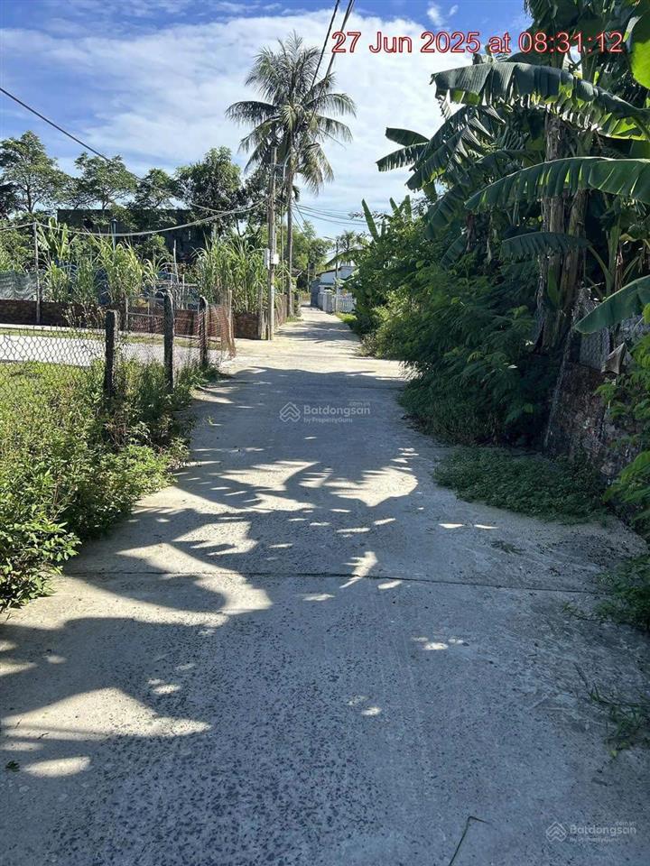 Đất mặt tiền rộng 8m đối diện trường học tại trung tâm hòa tiến  đà nẵng