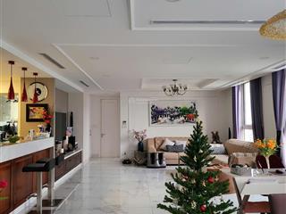 Bán penthouse cc star hill, 214m2, 3pn, 3wc, 2 ô xe