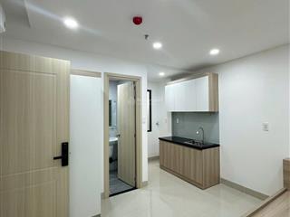 Phòng đối diện tdtu, đi bộ qua 3 phút