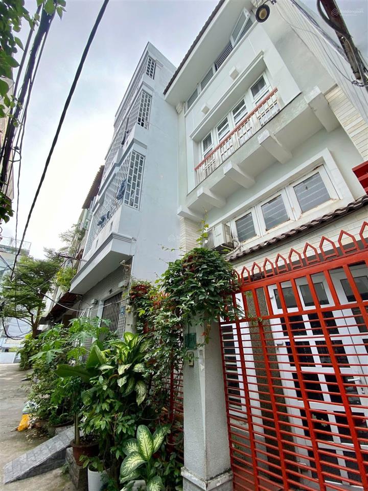 Giảm 200tr cho căn nhà nằm trên mt đường thạch lam, tân phú giá 5,2tỷ/ 5,6m x 16m. cho thuê 18tr
