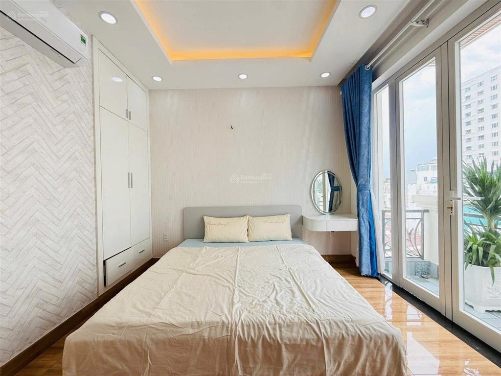 Bán nhà giá ngộp nhà diên hồng, bình thạnh giá 4,18tỷ/ 5,1mx12m. sổ sẵn hoàn công đầy đủ