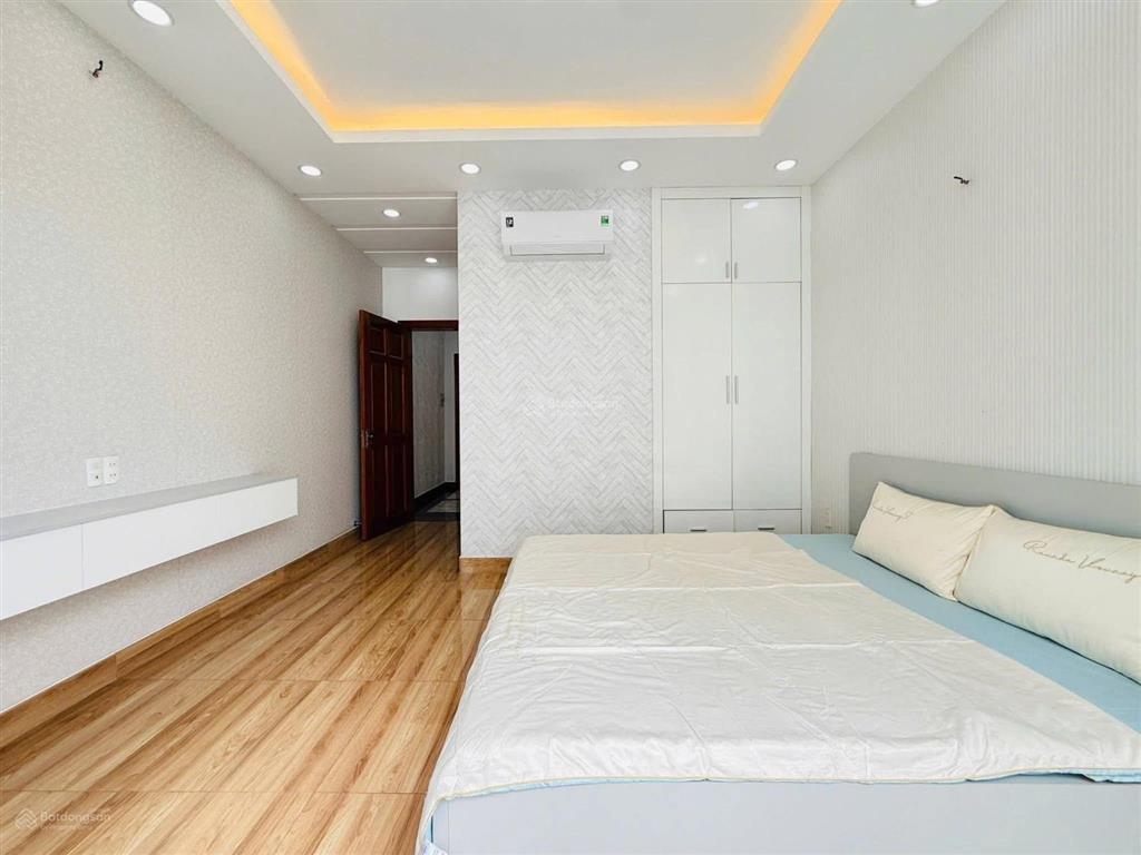 Bán nhà giá ngộp nhà diên hồng, bình thạnh giá 4,18tỷ/ 5,1mx12m. sổ sẵn hoàn công đầy đủ