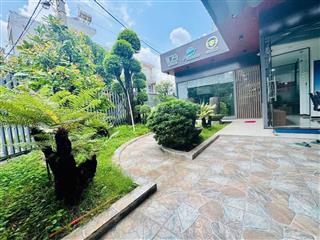 Cát lái  2 mặt tiền đường  dt 10m x 15m  nội thất hiện đại  mẫn dễ thương