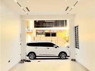 Ô tô đỗ cửa, view royal city, ngõ to thông kinh doanh đỉnh.