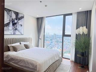 Bán căn góc 2pn full kính panorama view sông và lm81 giá chốt 13.5 tỷ tầng cao