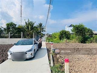 Bán nhanh đất đẹp thổ cư tại đường dt833, xã bình lãng, tt tân trụ dt 100m2, giá 700 triệu