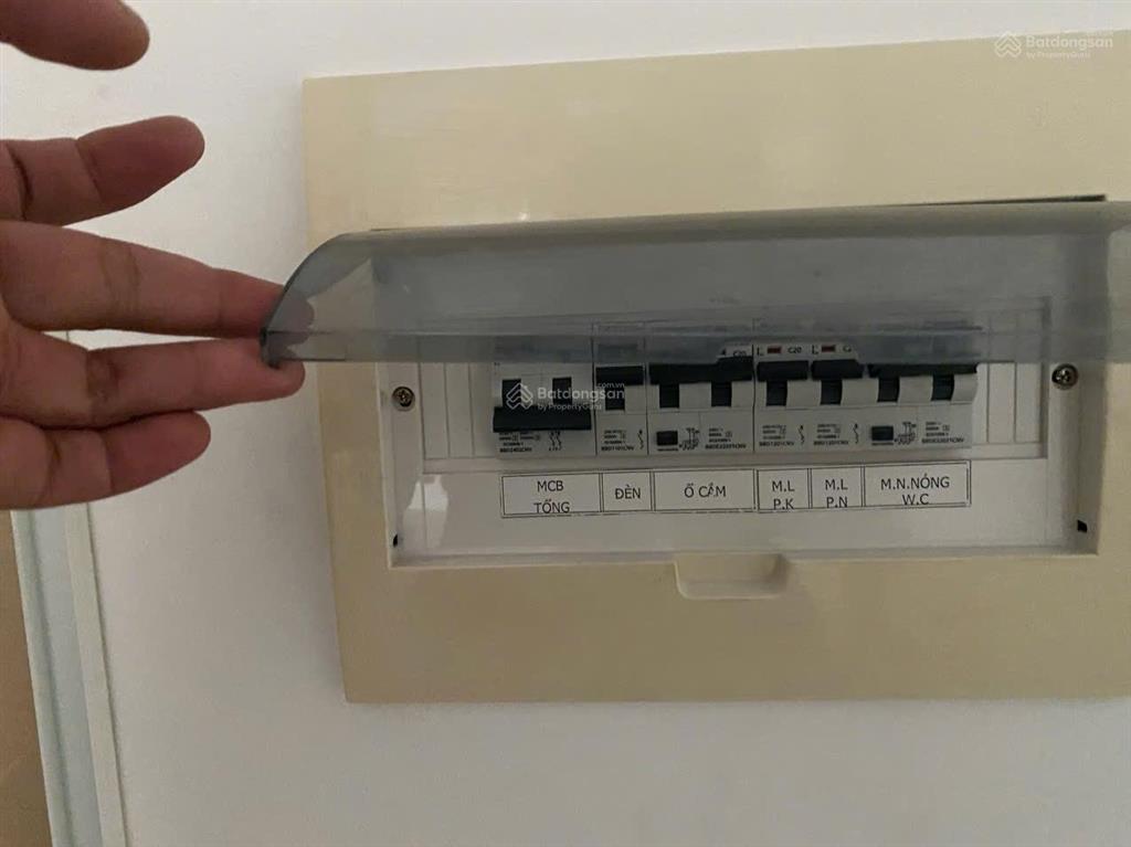 Bán gấp căn hộ officetel 42 m2  giá tốt