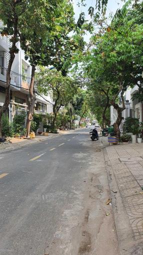 Kẹt tiền cần bán gấp nhà kdc trung sơn, 3 tầng, nhà thoáng đẹp, giá chỉ còn 16,2 tỷ.  0901 023 ***