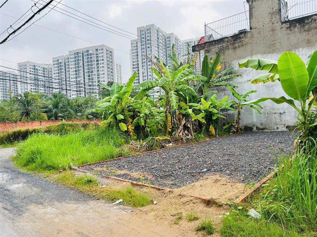 Chính chủ cần tiền cắt lỗ 300 triệu lô đất long thạnh mỹ quận 9 dt 71m2 mt 7m giá tl