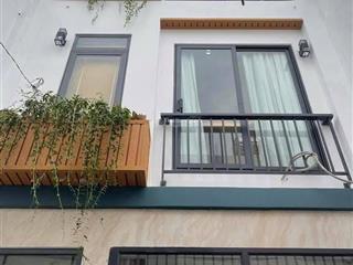 Nhà 2 mặt tiền, 5 tầng, ngang lớn 8x12.2m, dtcn 97.6m2, đường thành thái, p14 q10 giá chỉ 17.5tỷ
