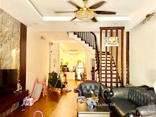 (đạo diễn vtv bán nhà đầu tư phim) 17.5tỷ nguyên hồng 40m2,5t, oto,vỉa hè, phân lô, mt 3.8m,bán gấp