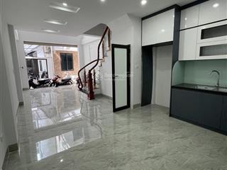 Bán nhà mặt ngõ mễ trì, ngõ thông kinh doanh 40m2* 5 tầng  mt4mét . 7.5tỷ