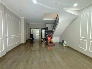 Mặt phố nghĩa tân, kinh doanh bất chấp, 7 tầng, thang máy