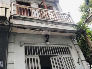 Cho thuê nhà 03 tầng, tại phố gia quất, phường bồ đề (thượng thanh cũ) (41.5m2x3 tầng )