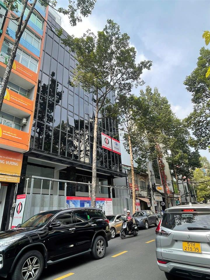 Bán gấp khách sạn 7 tầng thang máy, mặt tiền nguyễn công trứ, sẵn hd thuê 88 triệu/tháng, chỉ 43 tỷ