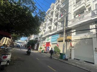 Cần bán gấp lô đất  mặt tiền kinh doanh  đường số 4, p7, gv  dt 4x17m (70m2)  giá chỉ 9,x tỷ tl