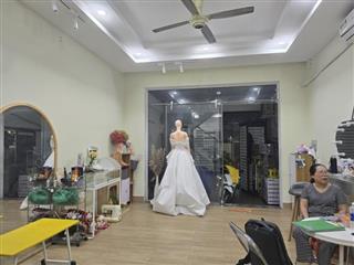 Bán nhà mặt phố Bình Chiểu, Thủ Đức, nhà 4 tầng, DT 332m², sổ hồng. Giá 15.35  tỷ