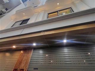 Bán nhà phố văn cao  2 mặt thoáng  10m ra phố  300m hồ tây ngõ ô tô  phân lô bàn cờ