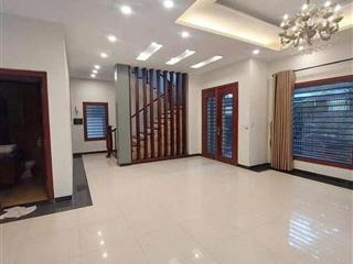 BÁN BIỆT THỰ VƯỜN ĐÀO, TÂY HỒ - 252M² x 6T THANG MÁY - MT 14M - VỊ TRÍ ĐẸP - GIÁ 150 TỶ