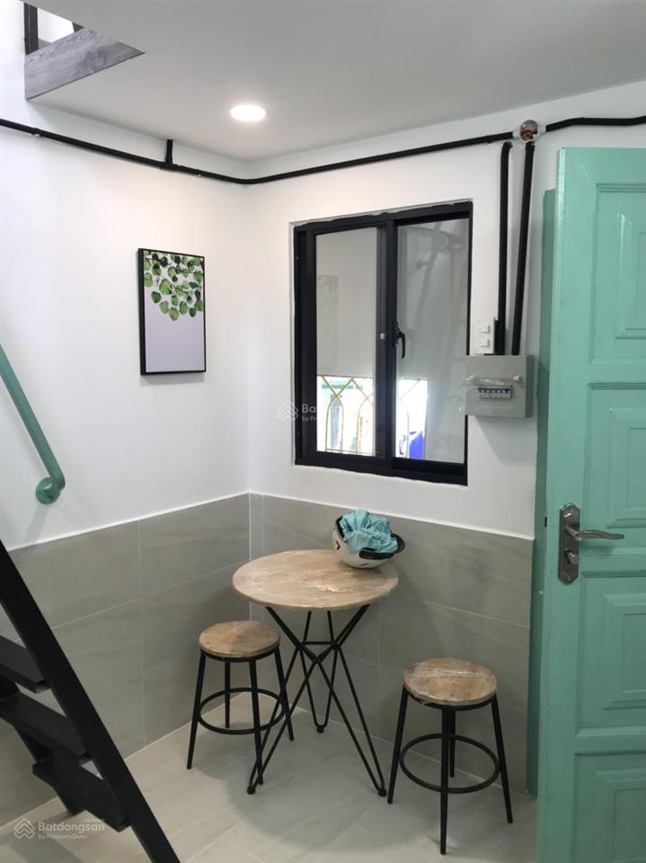 Giảm 500k tháng đầu cho bạn nào ở 1 mình phòng gác cao thoáng sáng gần q1, 2 trung tâm