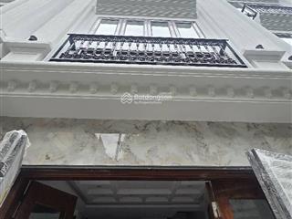 Nhà mới 6t x 32m2 gần mặt phố nguyễn đức cảnh, 4pn, nt cơ bản, ô tô cách 20m. sdcc. giá 7.25tỷ.