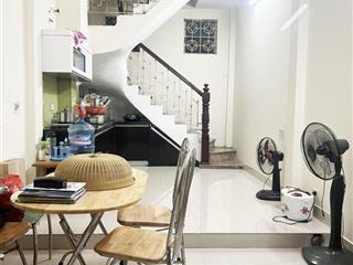 Nhanh ạ. nhà 5t x 25m2 ngõ chùa liên phái, mt 3.1m, ngõ 2m, sdcc. cách mp 50m. giá 5.65 tỷ