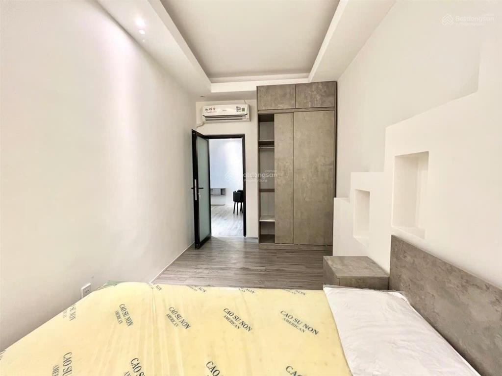 Cho thuê 2pn  2 ban công  thang máy  bảo vệ | ngay botanic tower | phan đăng lưu, phú nhuận