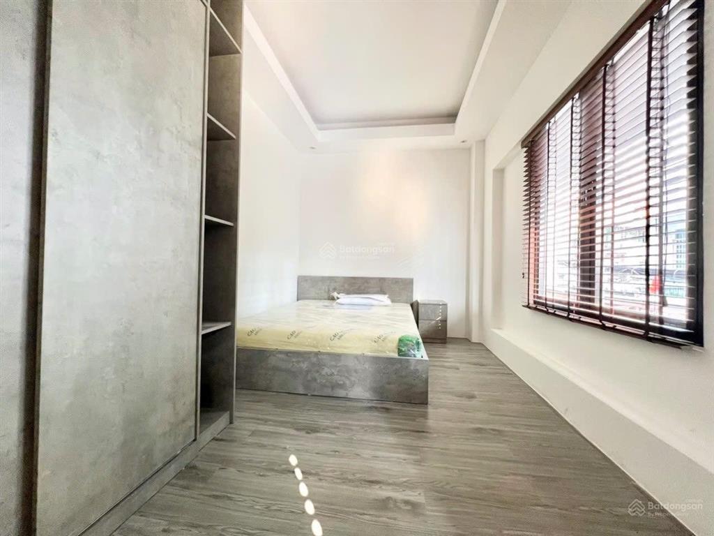 Cho thuê 2pn  2 ban công  thang máy  bảo vệ | ngay botanic tower | phan đăng lưu, phú nhuận