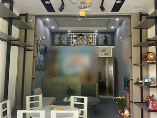 9tỷ2 - Bán nhà 2 phòng ngủ full nội thất mặt tiền Yersin P9 Đà Lạt