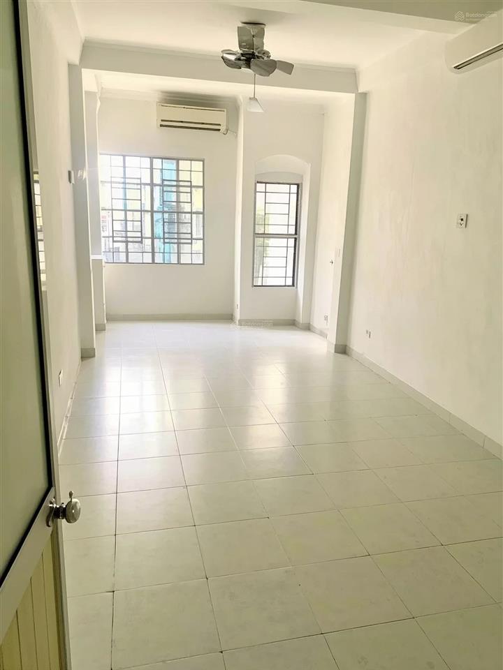 Căn nhà 4 tầng hxh rộng 8m, nguyễn thiện thuật, vài bước sang quận 1, công viên 4,3ha giá 8,85 tỷ