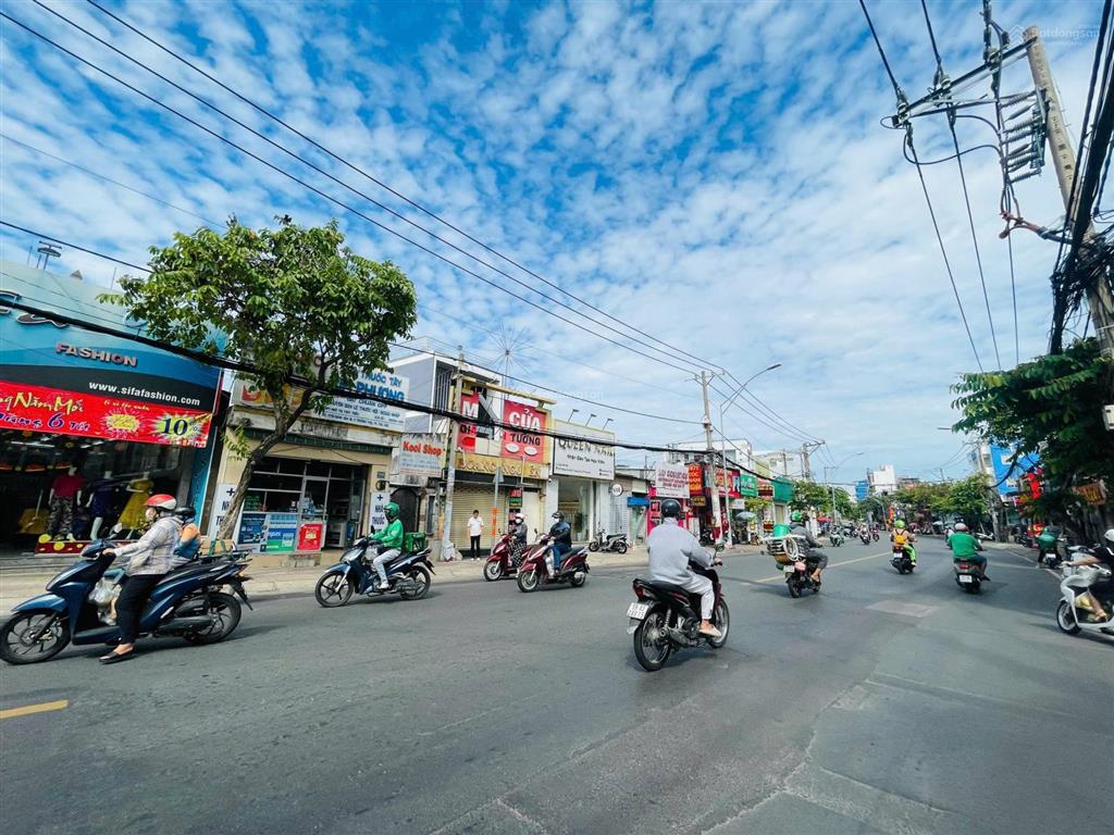 Siêu phẩm nhà mặt tiền 3 tầng đặng văn bi 307m2 ngang 8m