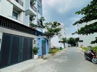 Đất đẹp trong khu centerhome trường thọ 64.6m2(4x16m) 6.46 tỷ